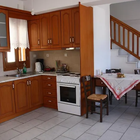 Apartment Matina - Stavros Traditional Koronos