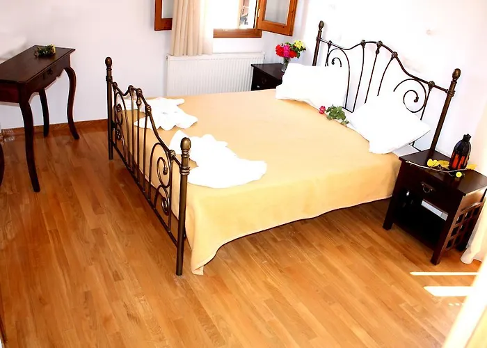 Matina - Stavros Traditional